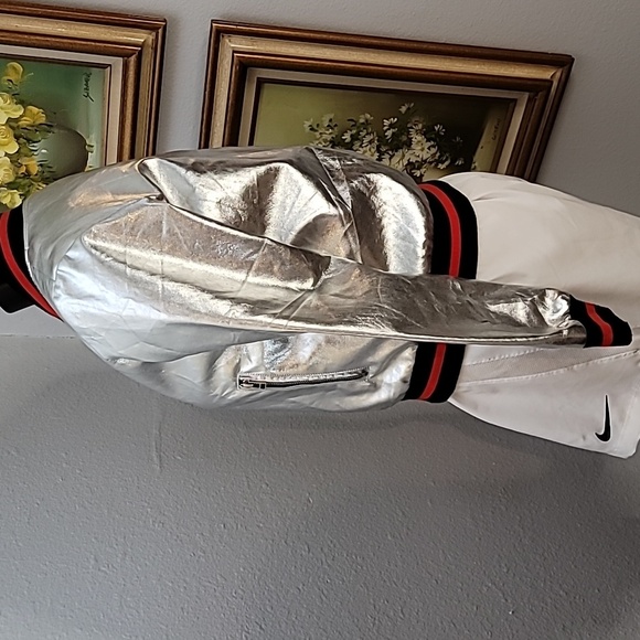 Silver metallic bomber jacket kids large black red stripes Haoduoyi brand - Picture 9 of 17